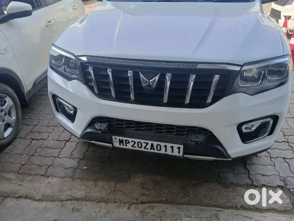Mahindra Scorpio N 2022 White Top Z8l At D In Mint Condition With Sr