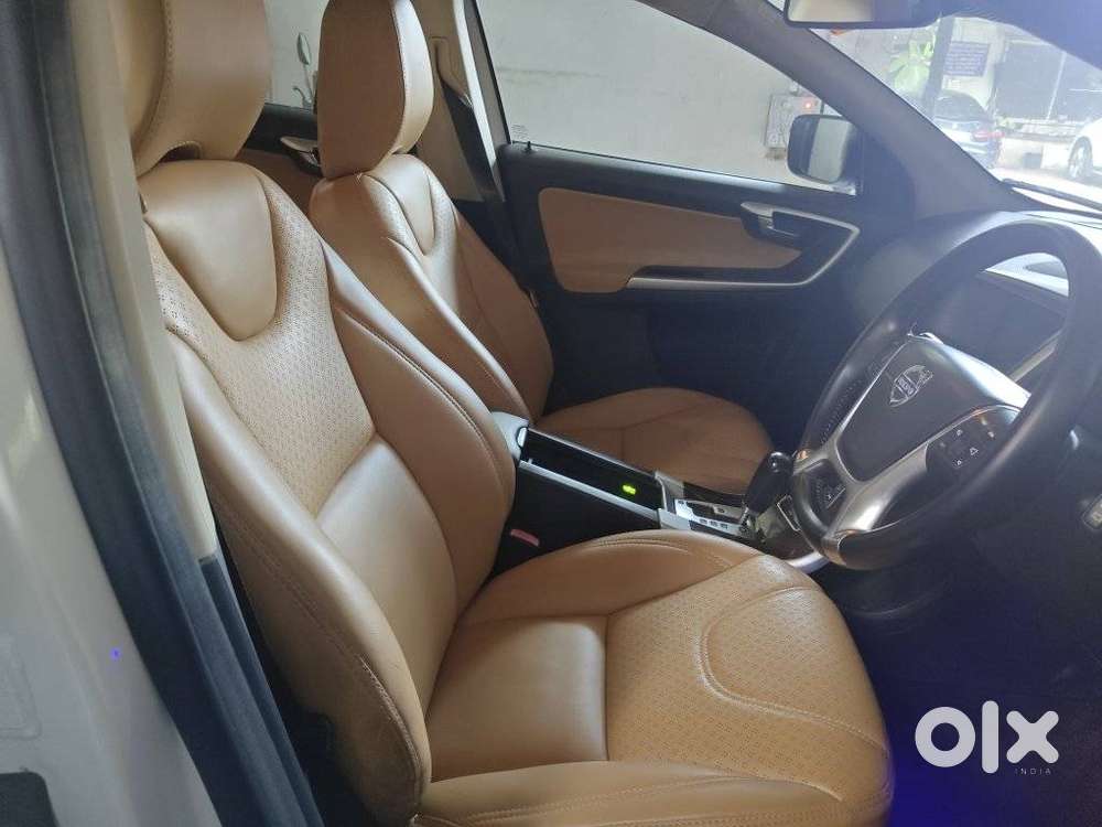 Volvo Xc60 D5 Awd Automatic, 2011, Diesel