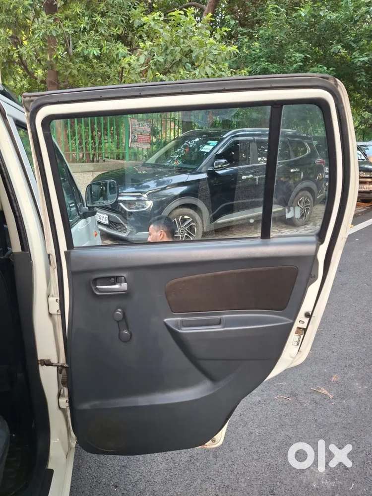 Maruti Suzuki Wagon R Lxi 2012 Petrol