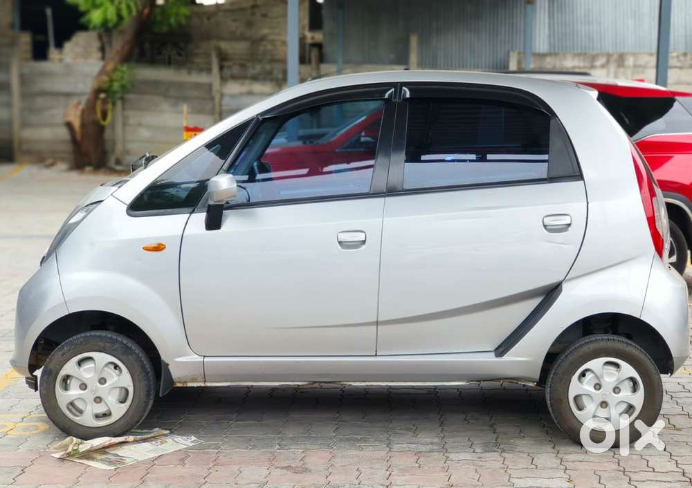 Tata Nano Xta, 2016, Petrol