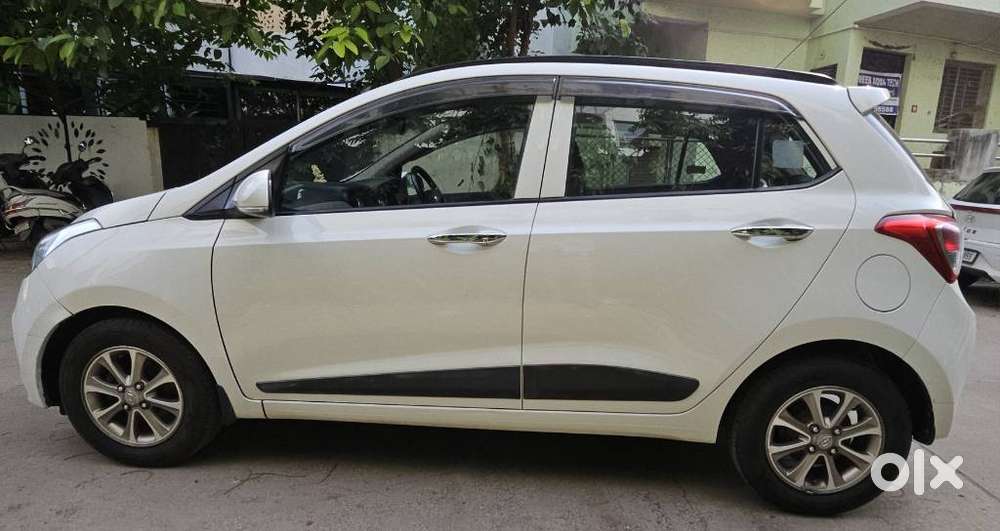 Hyundai Grand I10 Asta Automatic 1.2 Kappa Vtvt, 2016, Petrol