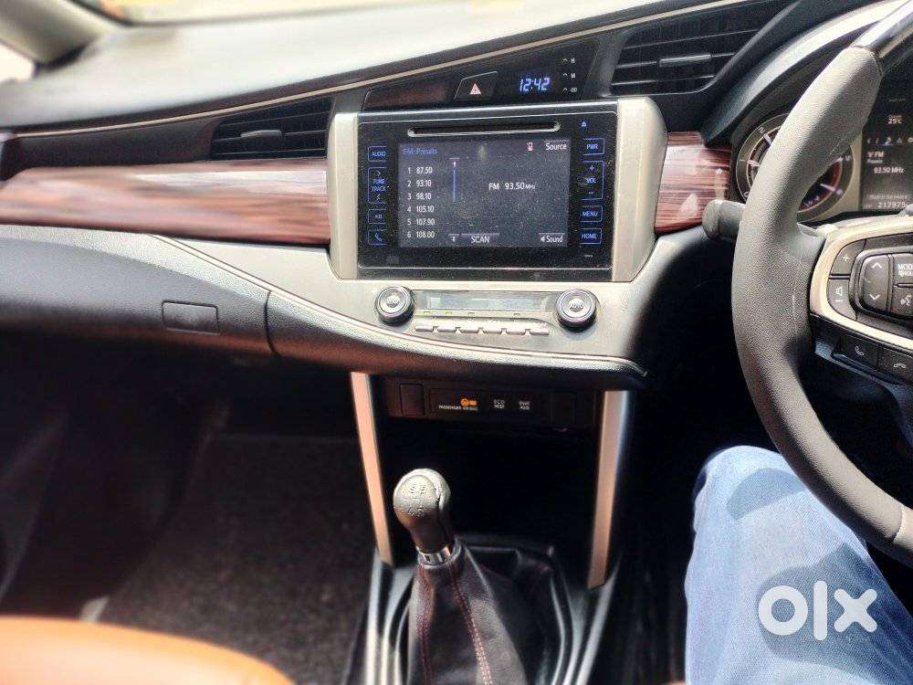 Toyota Innova Crysta Touring Sport 2.4 Mt, 2017, Diesel