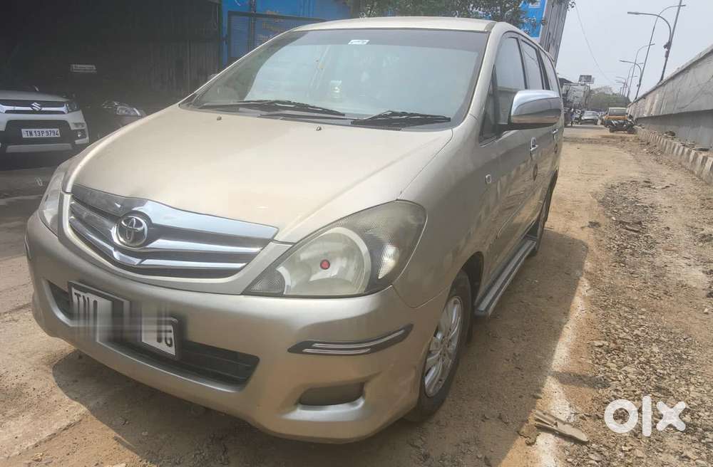 Toyota Innova 2.5 V 7 Str, 2010, Diesel