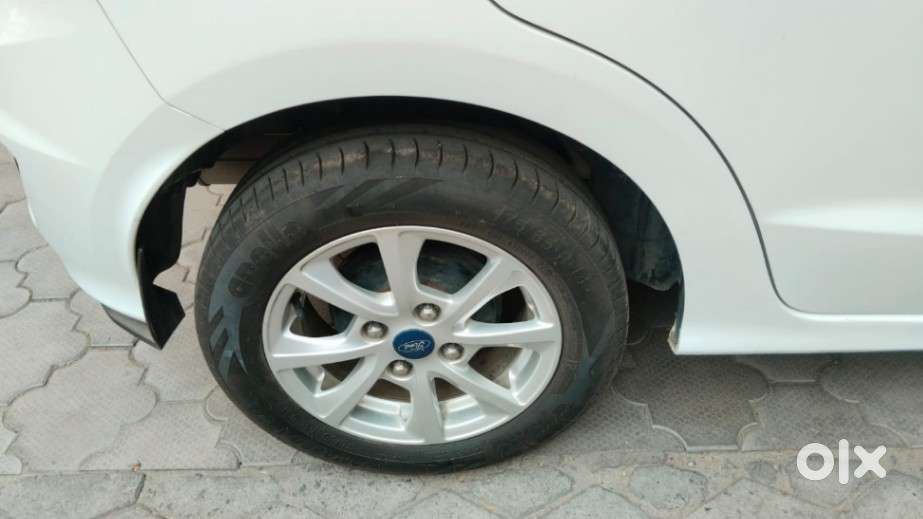 Ford Figo, 2019, Petrol