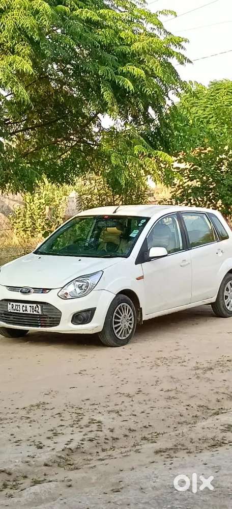 Ford Figo Diesel Zxi 2012