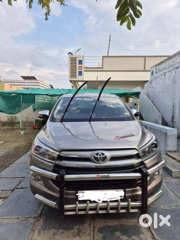 Toyota Innova Crysta 2017 Mt Diesel Showroom Trak