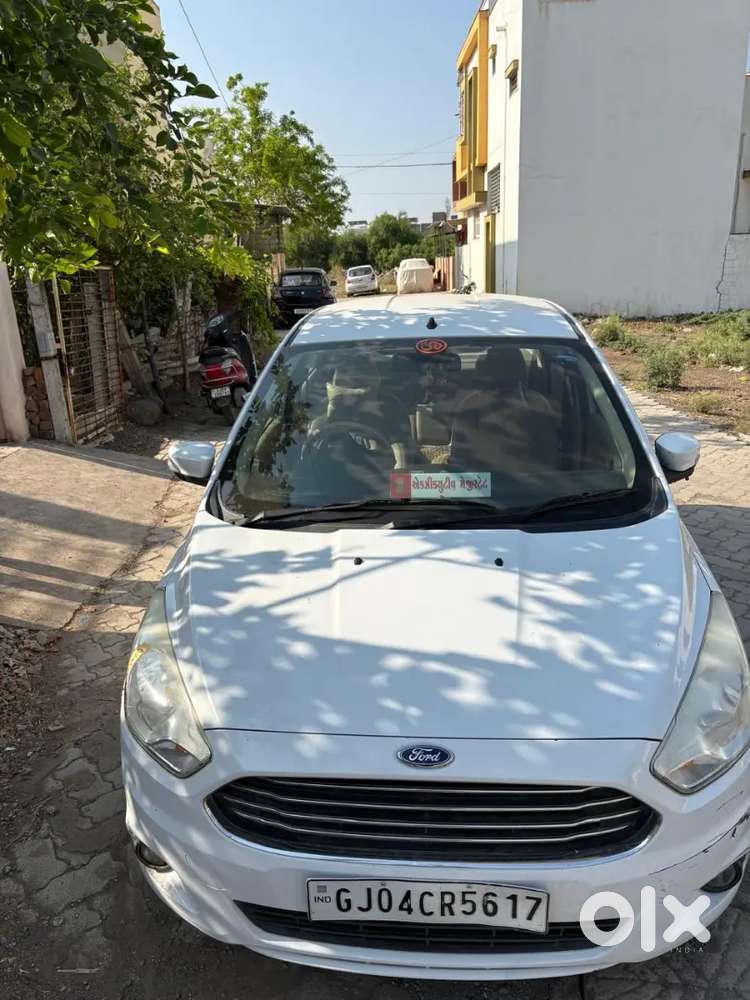 Government Servant Car