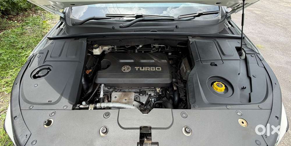 Mg Hector Savvy Pro 1.5 Turbo Cvt Dual Tone, 2023, Petrol