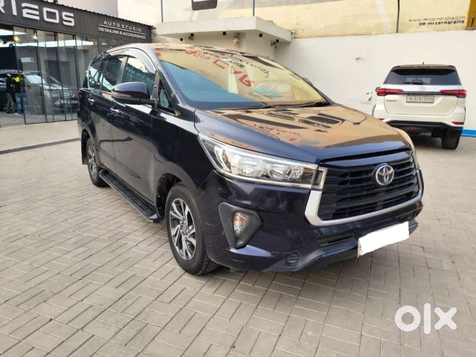 Toyota Innova Crysta 2.7 Gx Limited Edition At 7 Str, 2022, Petrol