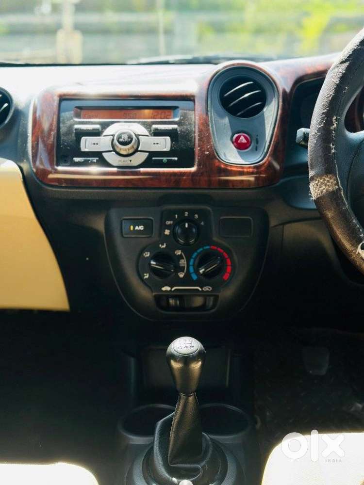 Honda Mobilio E I-dtec, 2015, Petrol