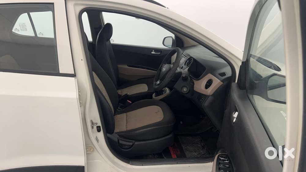 Hyundai Grand I10 1.2 Kappa Sportz, 2016, Petrol