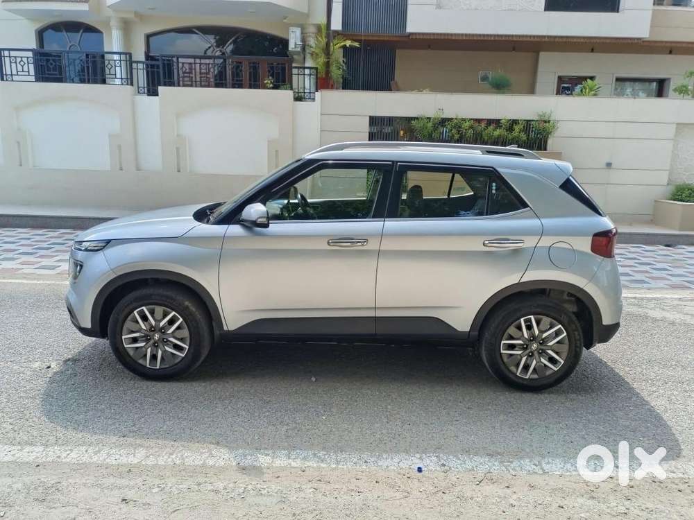 Hyundai Venue 1.0 S Turbo Imt, 2022, Petrol