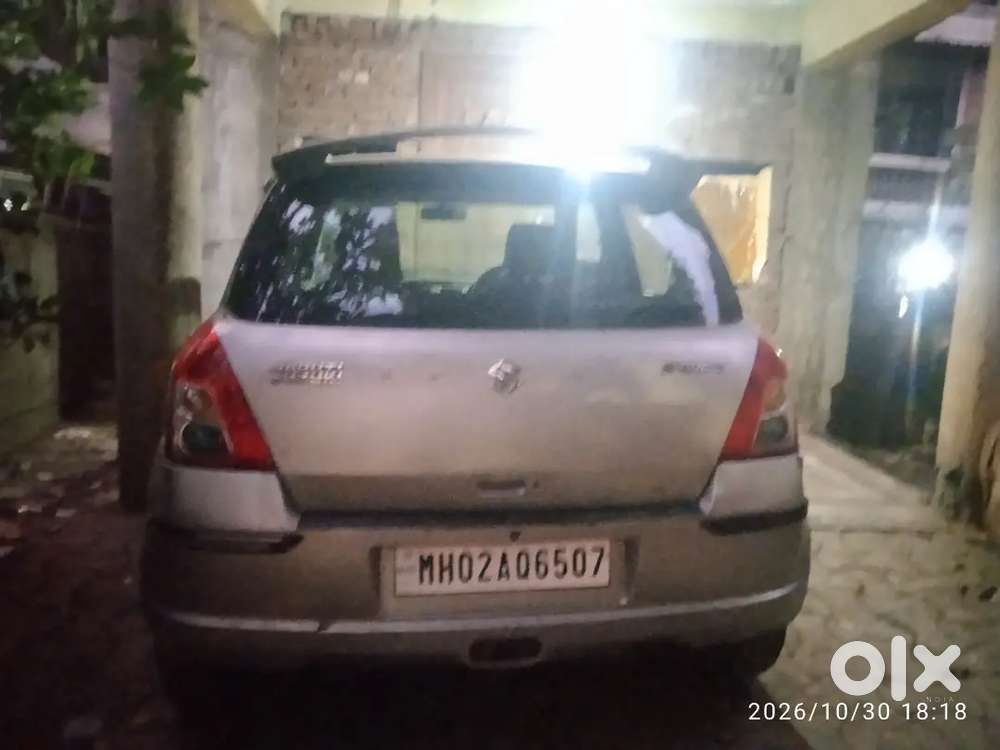 Swift Maruti Suzuki 2006, 114000 Km Driven Sound System