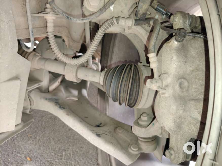 Mahindra Xuv700 2.0 Ax 7 Petrol Mt Str, 2023, Petrol