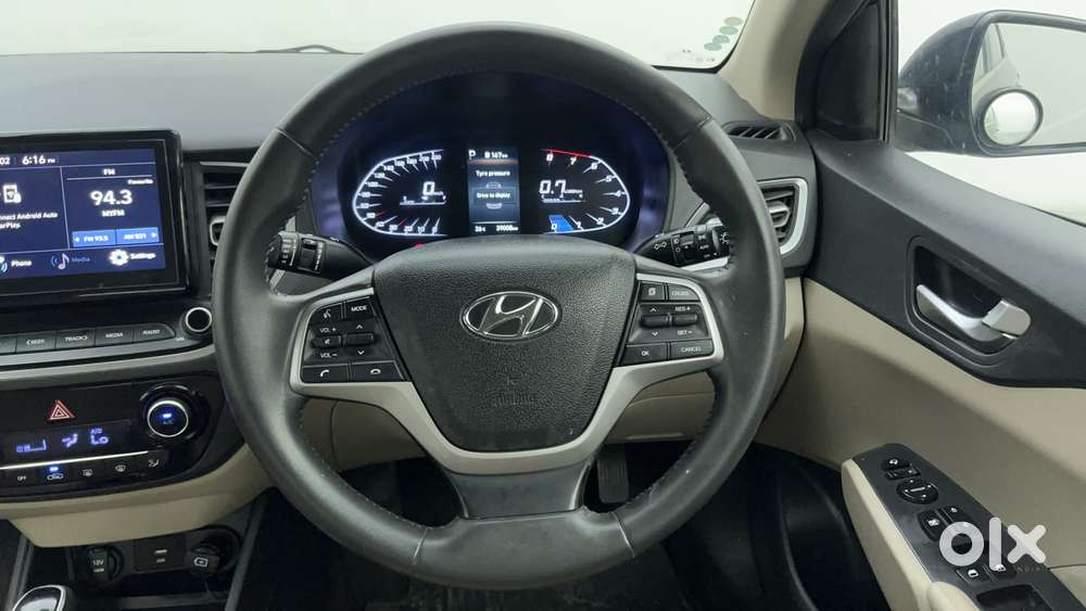 Hyundai Verna 1.5 Sx Vtvt Ivt, 2022, Petrol