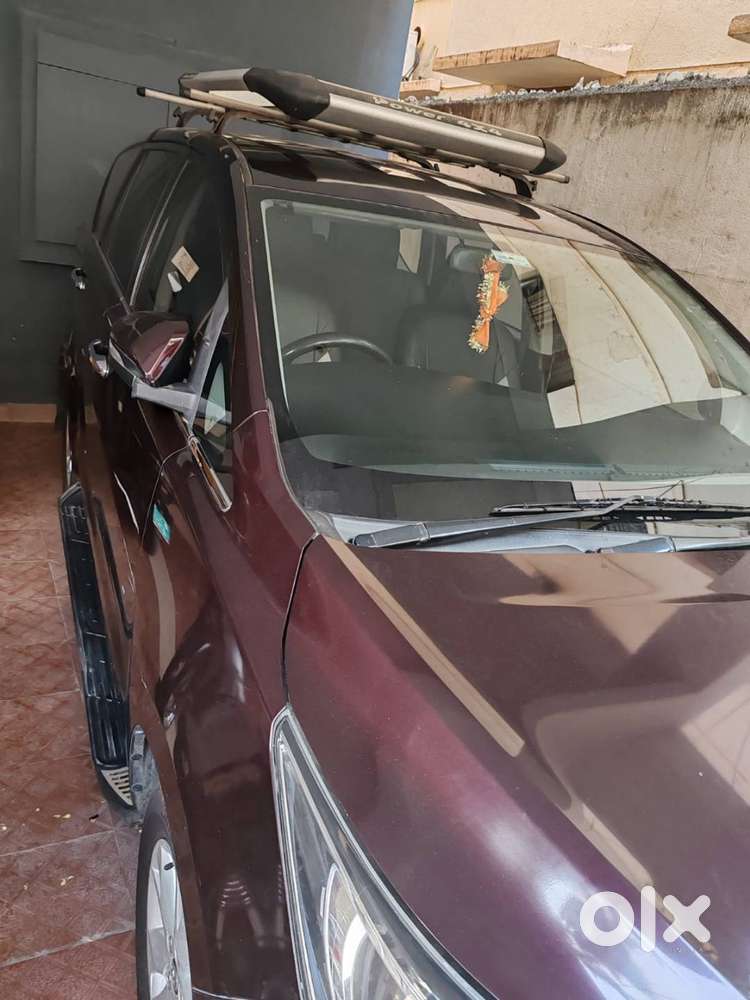 Toyota Innova Crysta 2.4 G 7 Str Bs-vi,  2018 Model