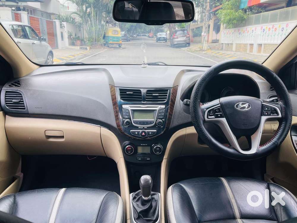Hyundai Verna Fluidic 1.6 Vtvt Sx, 2012, Petrol