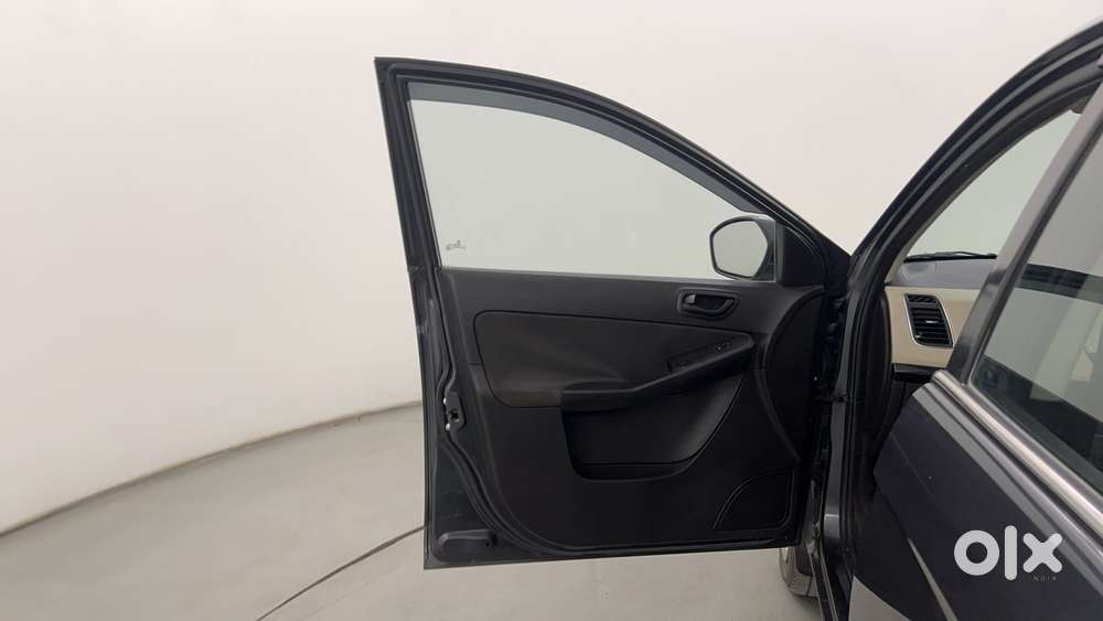 Tata Zest  Revotron 1.2t Xms, 2015, Petrol