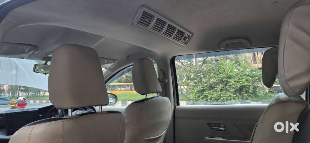 Maruti Suzuki Ertiga Zxi, 2023, Petrol