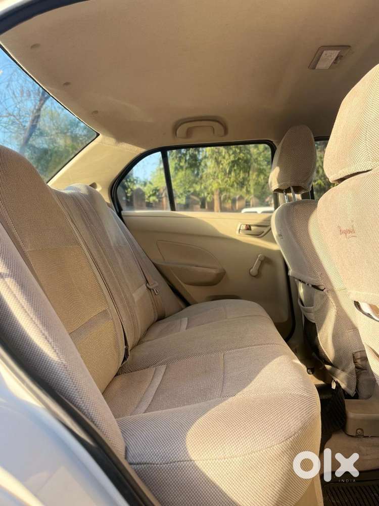 Maruti Suzuki Swift Dzire Lxi Option, 2013, Petrol