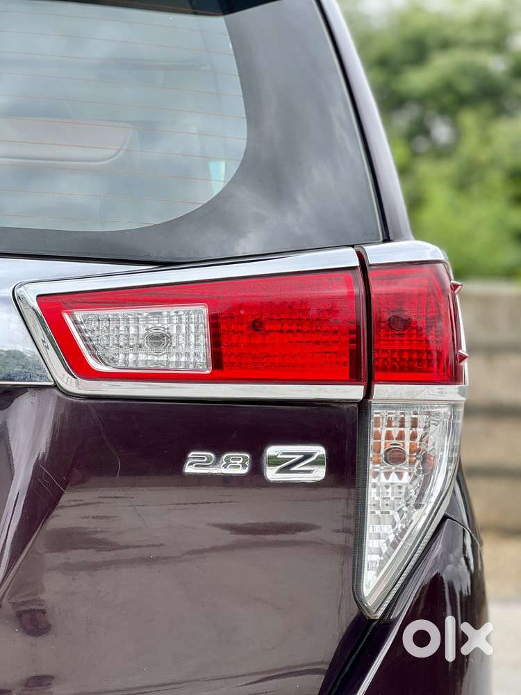 Toyota Innova Crysta 2.8 Zx At, 2017, Diesel