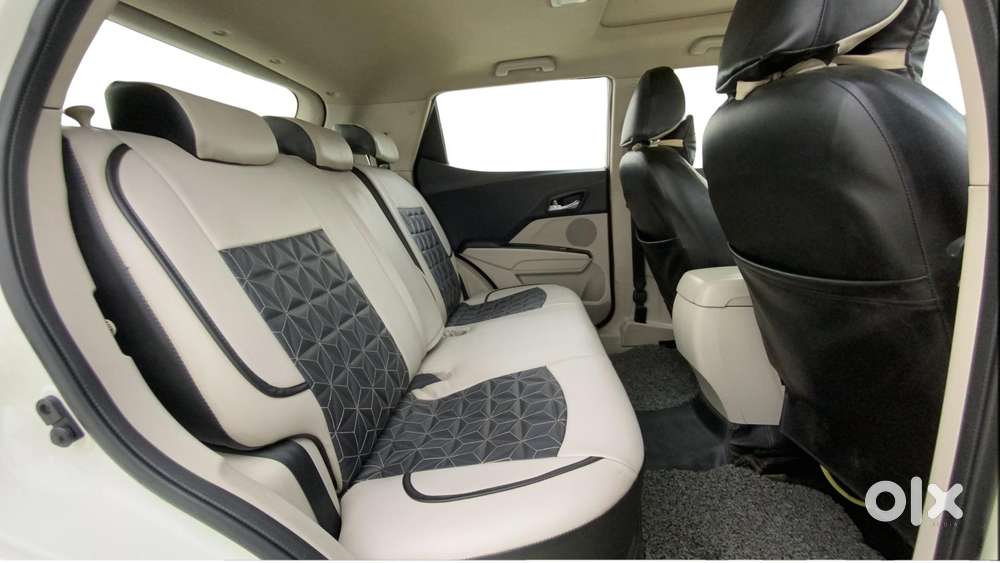 Mahindra Xuv300 W8 Option Diesel, 2021, Diesel