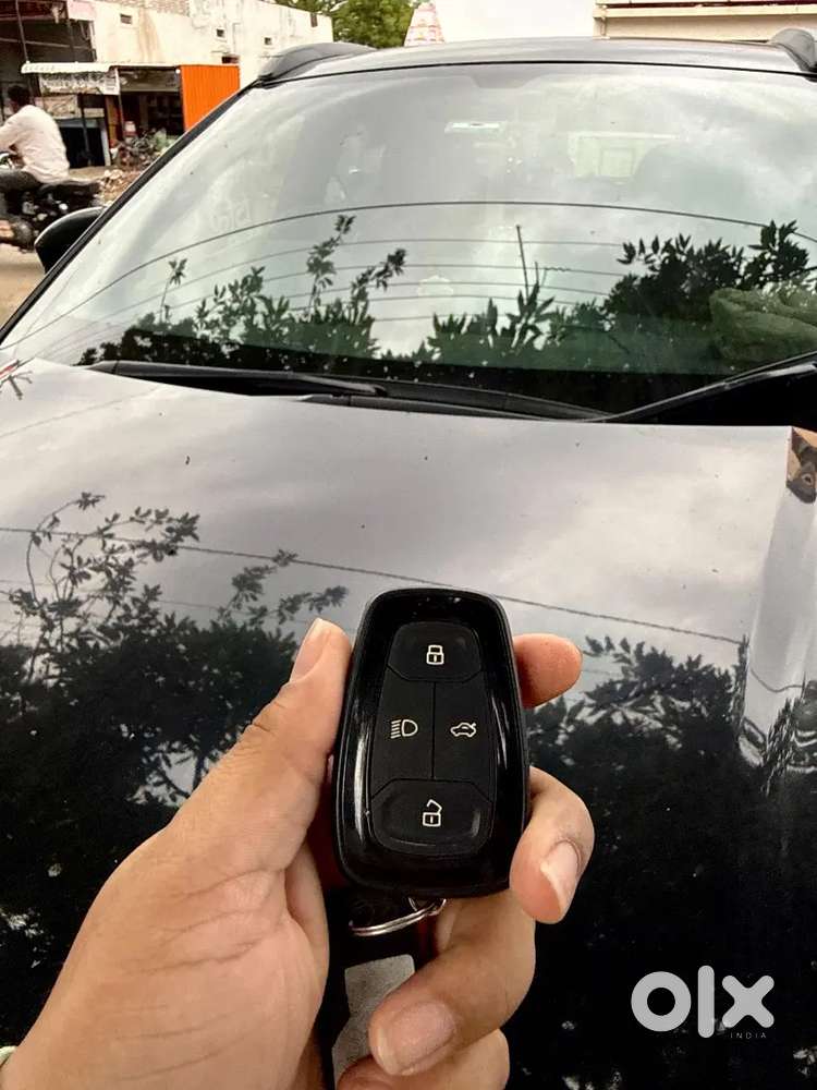 Tata Nexon 1.2 Dark 2023 Edition