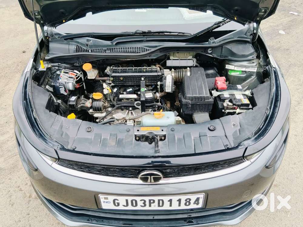Tata Altroz Xm Petrol Manual 2025