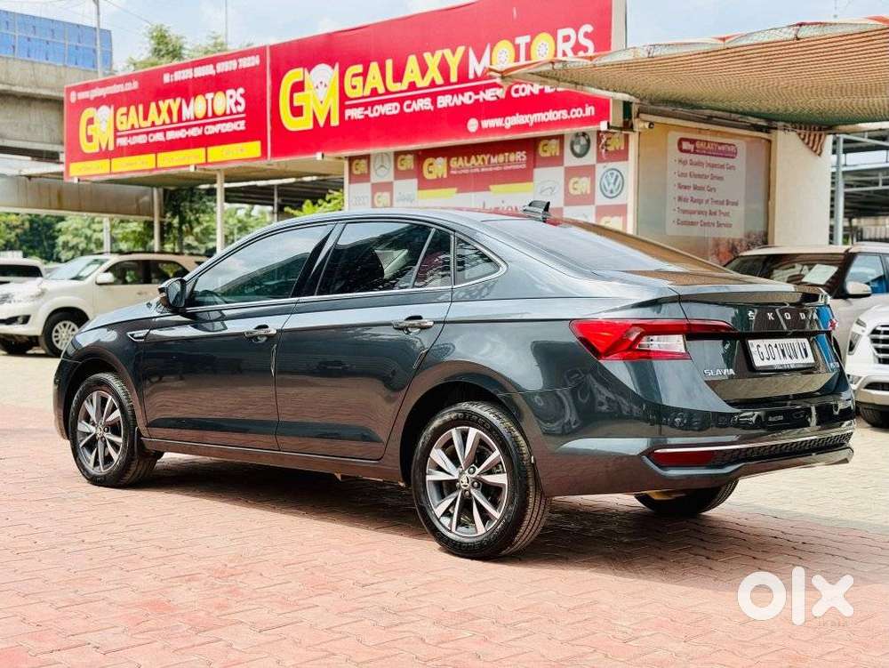 Skoda Slavia 1.5 Tsi Style At, 2025, Petrol