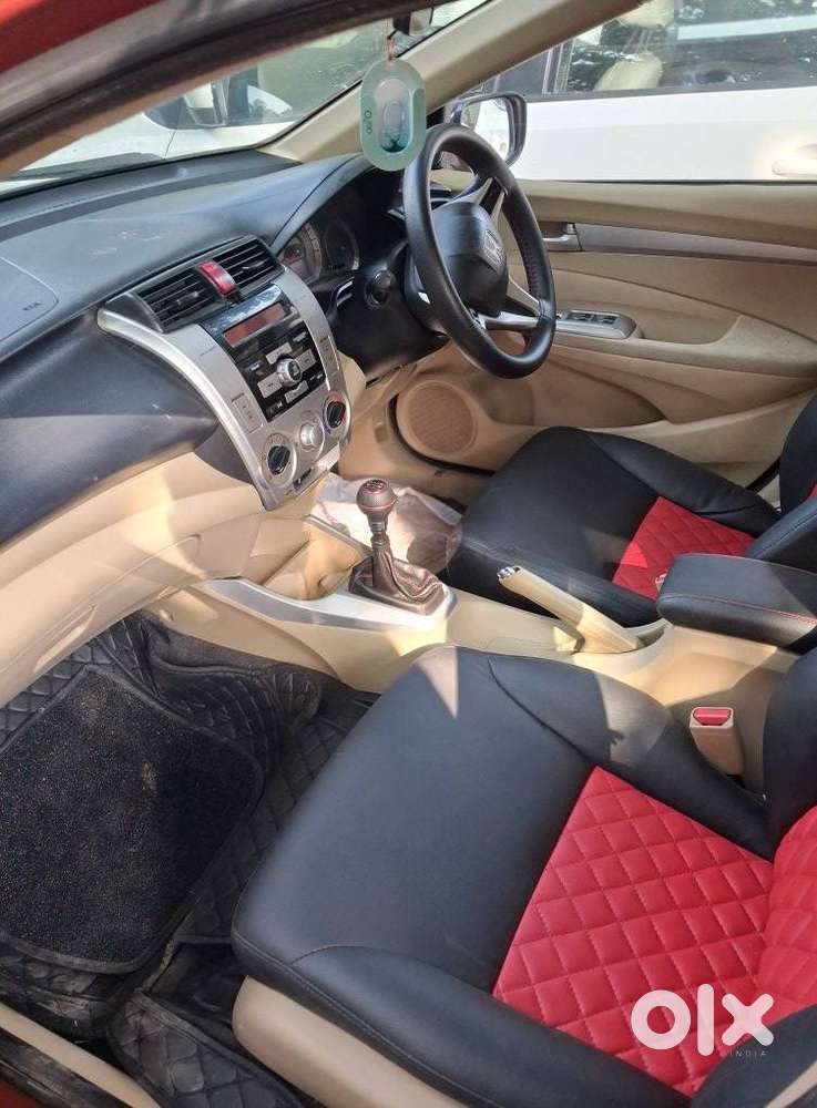 Honda City V Mt Exclusive, 2010, Petrol
