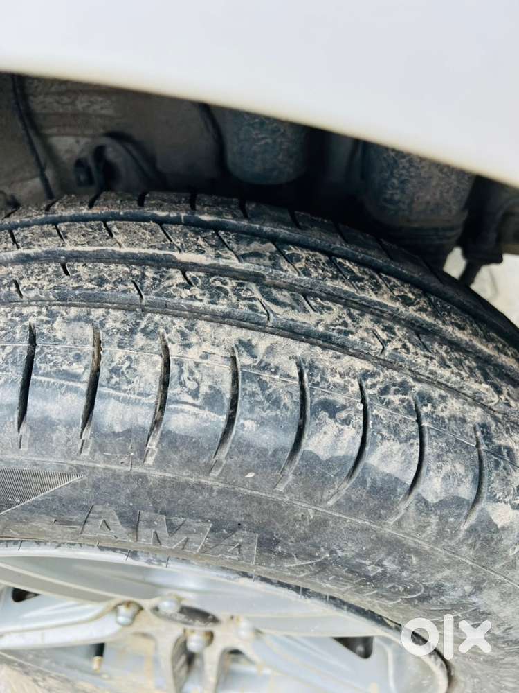 Brand New Condition Withe Aloy Wheels 1 Onwner 2032 Tk Valid Hai