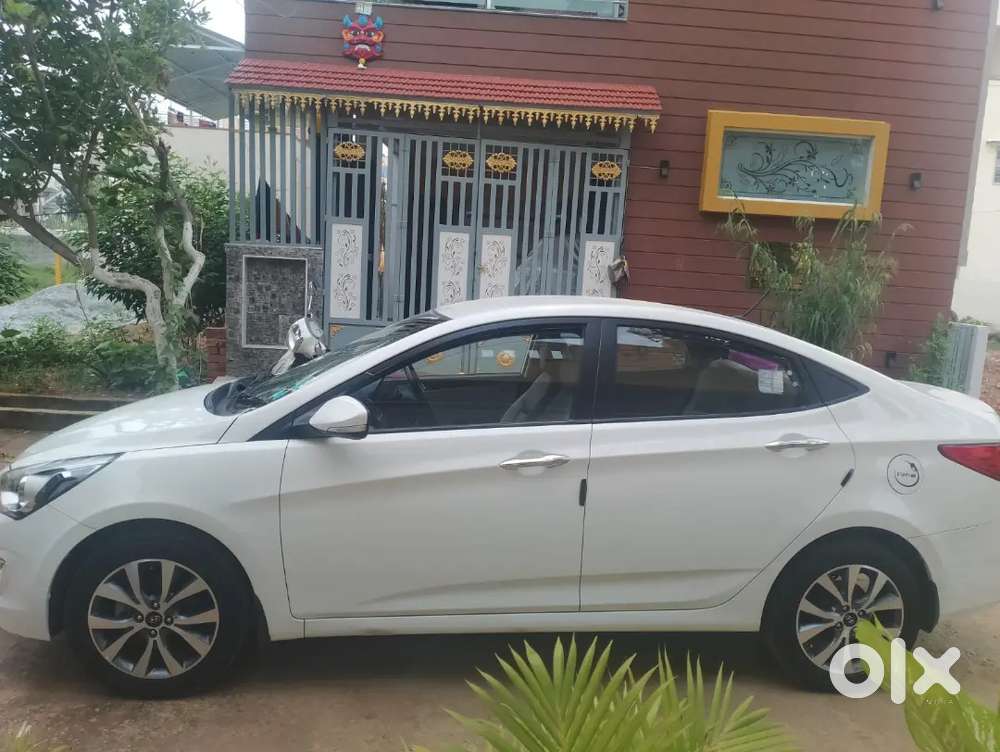 Hyundai Verna 2015 Petrol Manual