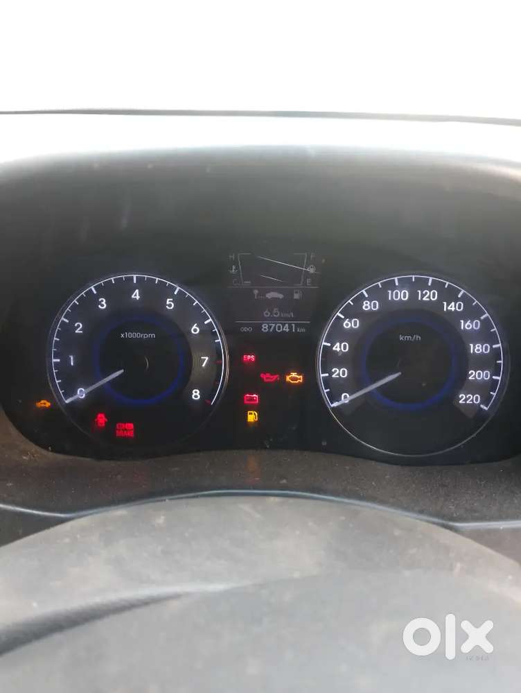 Hyundai Verna 2013 Petrol 80000 Km Driven
