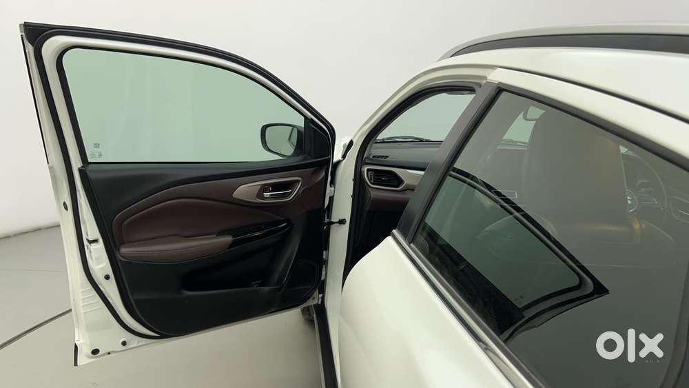 Maruti Suzuki Fronx Alpha 1.0l Turbo Mt, 2023, Petrol