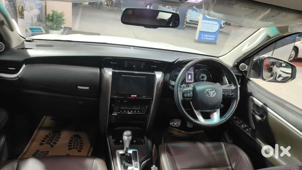Toyota Fortuner 4x2 At 2.7 Petrol, 2020, Petrol