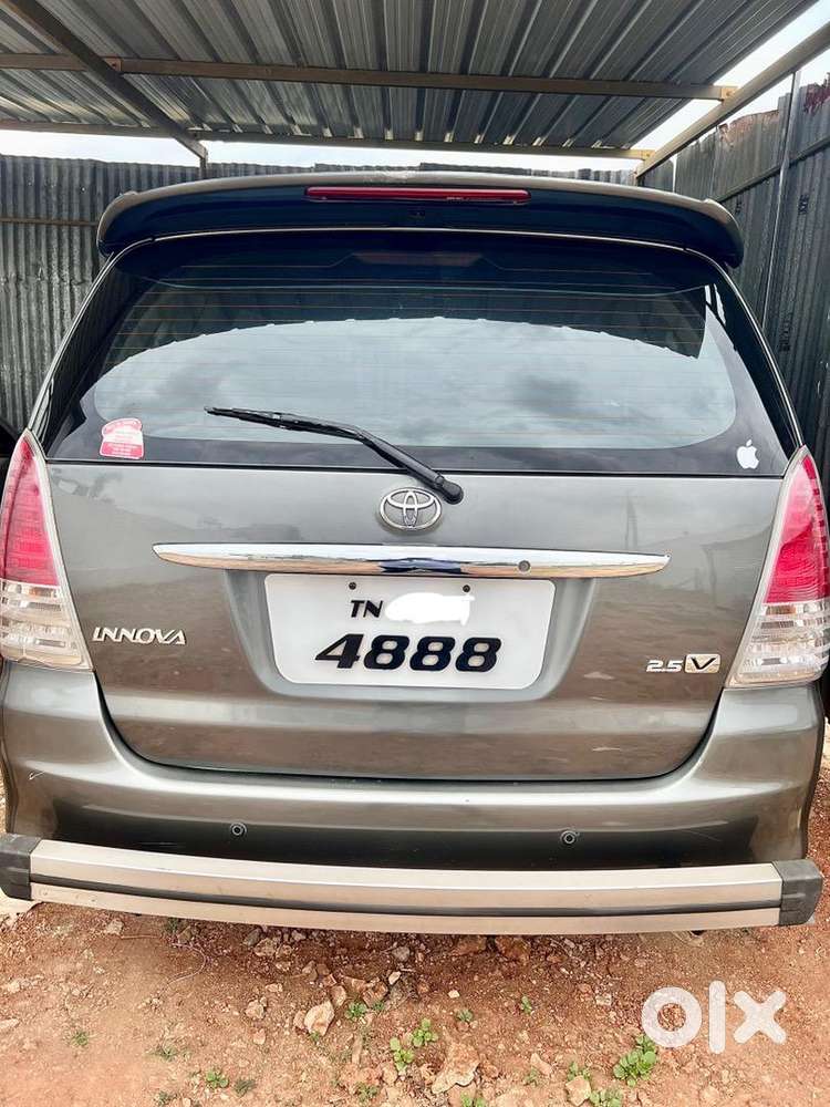 Toyota Innova 2.5 V Diesel Well Maintained