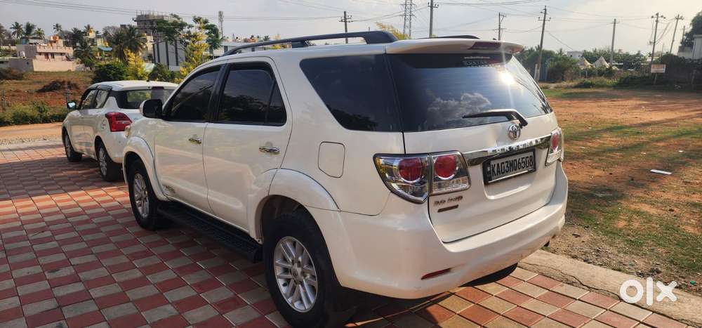 Toyota Fortuner 3.0 4x2 Automatic, 2012, Diesel