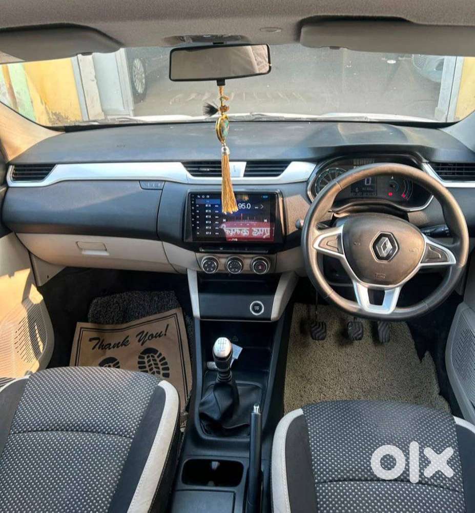 Renault Triber Rxz, 2020, Petrol