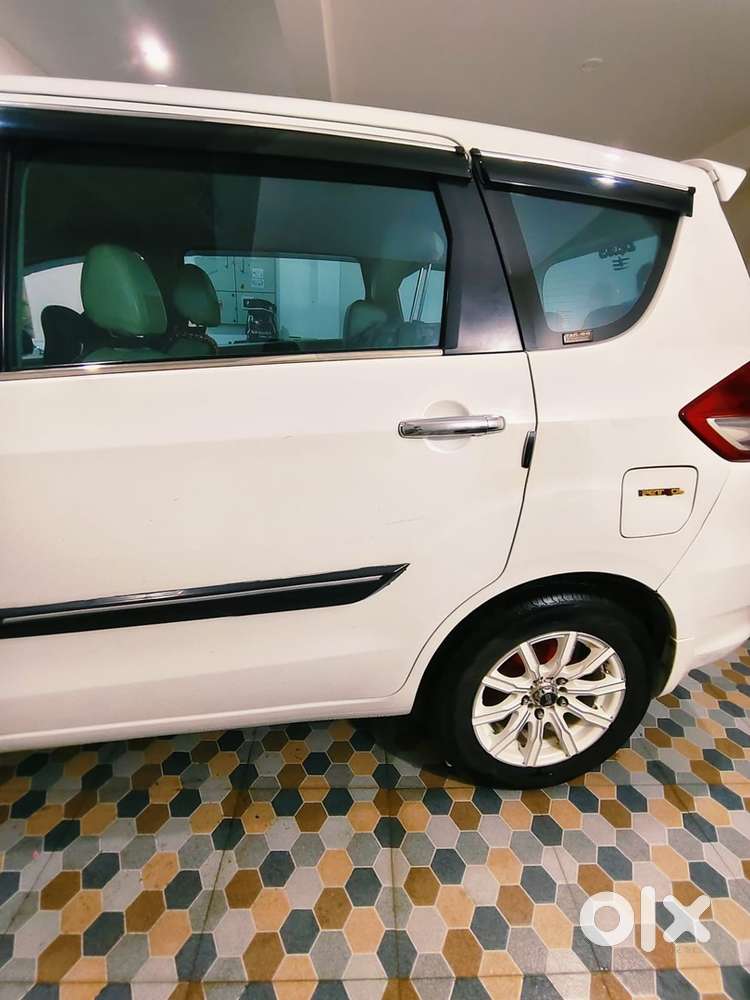 Maruti Ertiga Zxi 2017