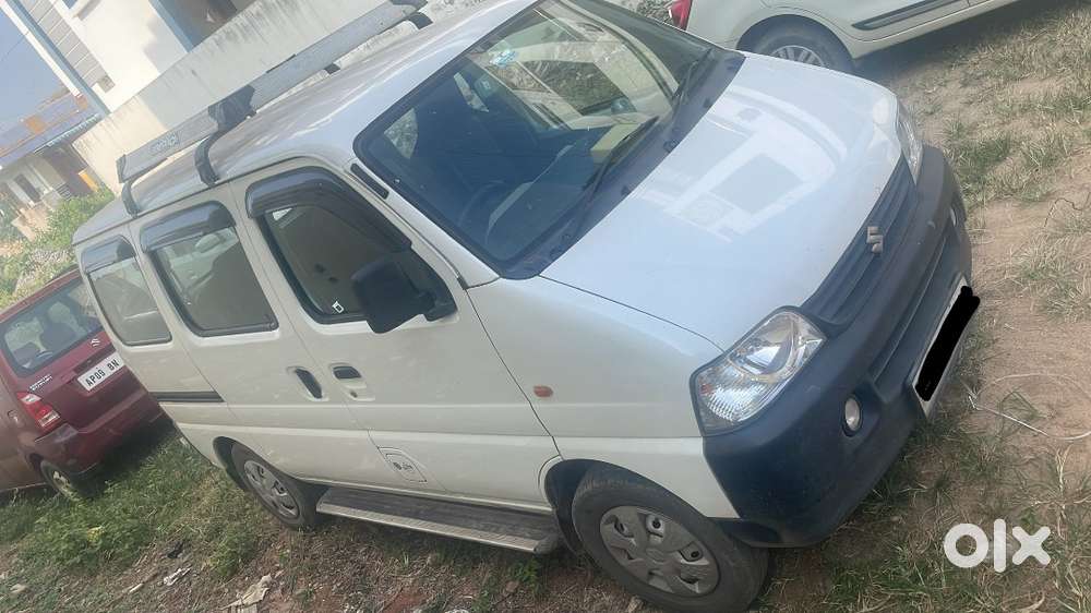 Maruti Suzuki Eeco 2025 Cng Fitted