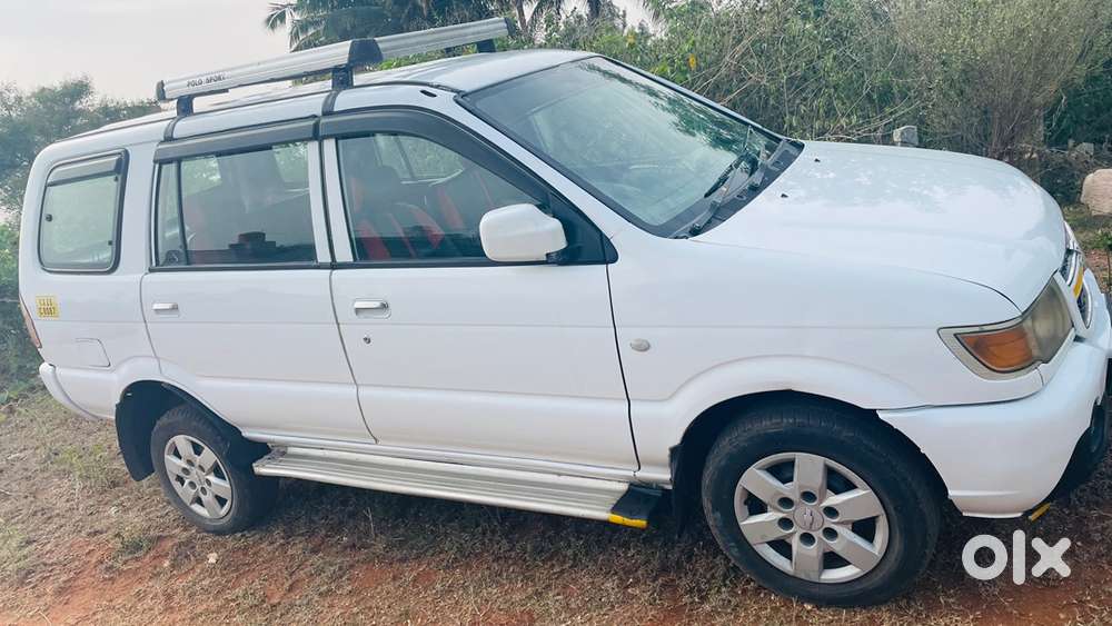 Chevrolet Tavera Neo Diesel 2014