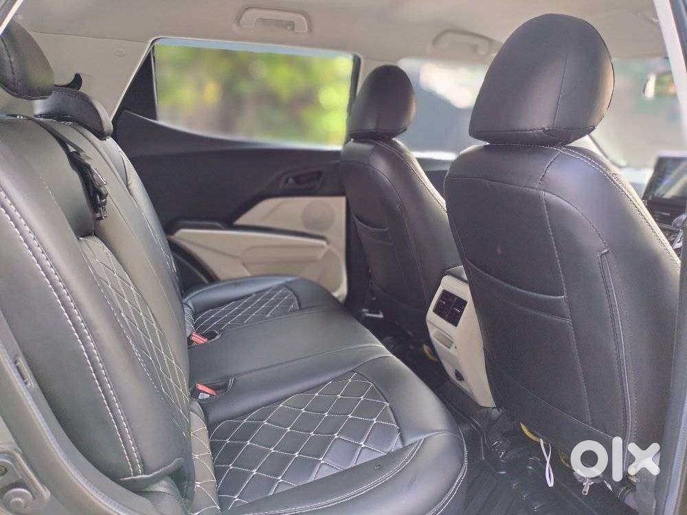 Mahindra Xuv 3xo Mx3, 2025, Petrol