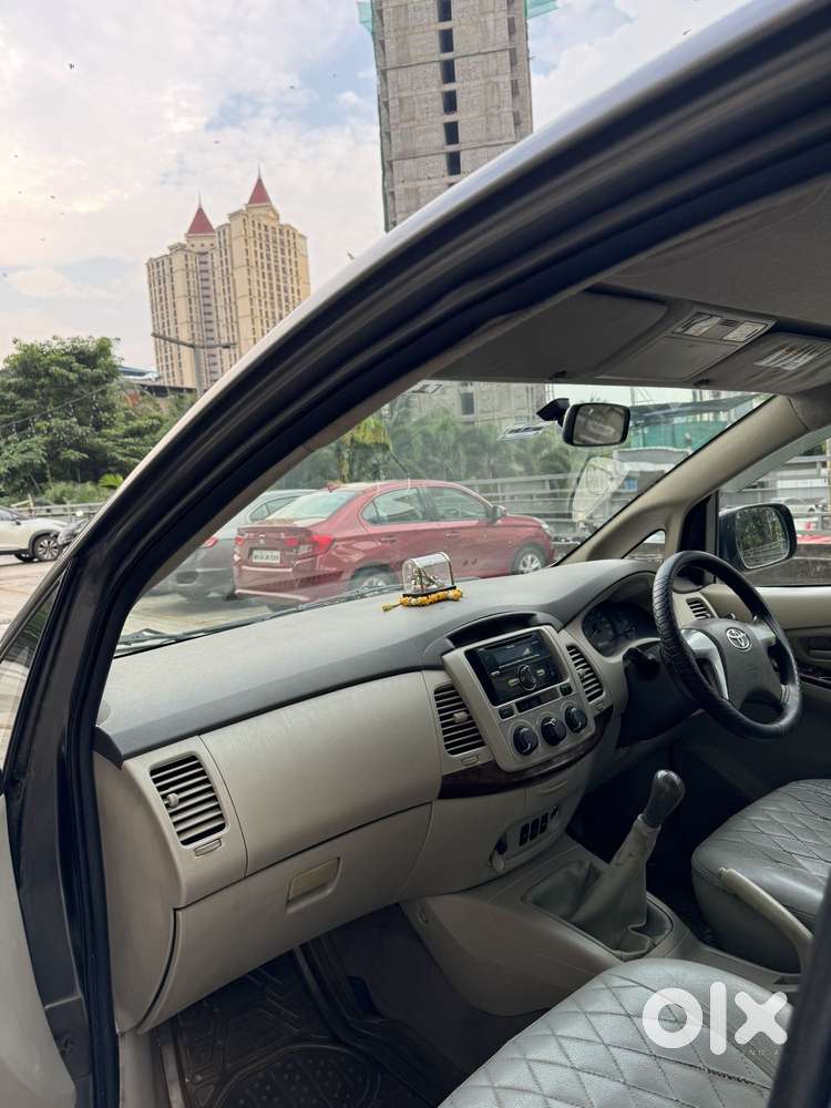 Toyota Innova 2.5 Gx 7 Seater Bs Iv, 2014, Diesel