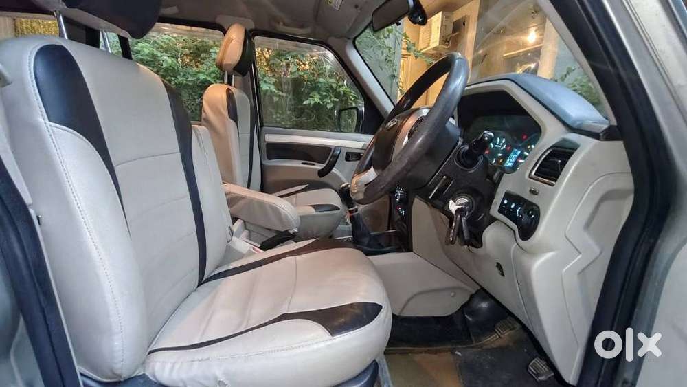 Mahindra Scorpio S10, 2015, Diesel