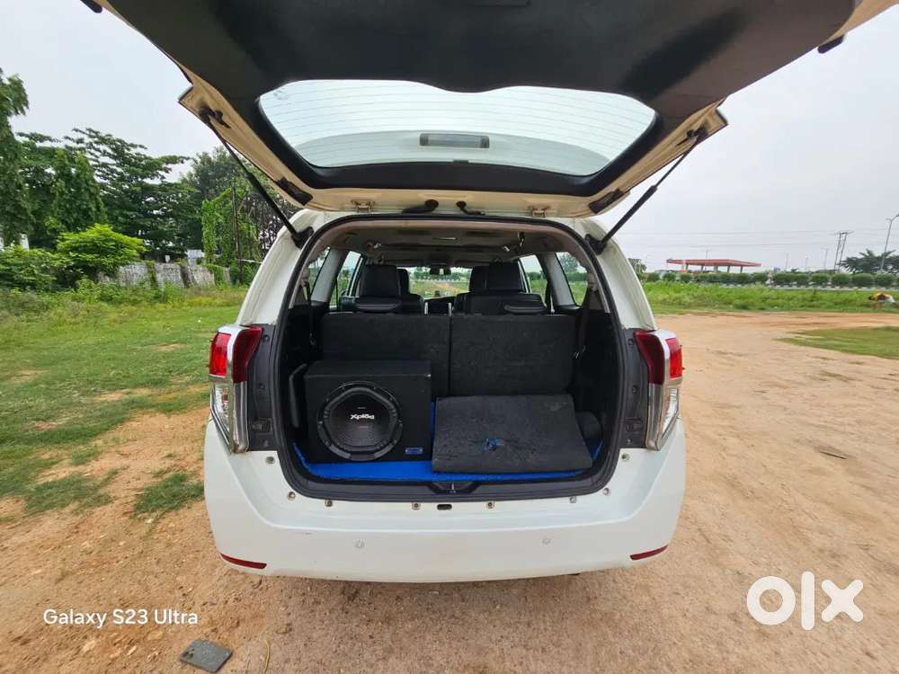 Toyota Innova Crysta 2.4 Diesel 2017