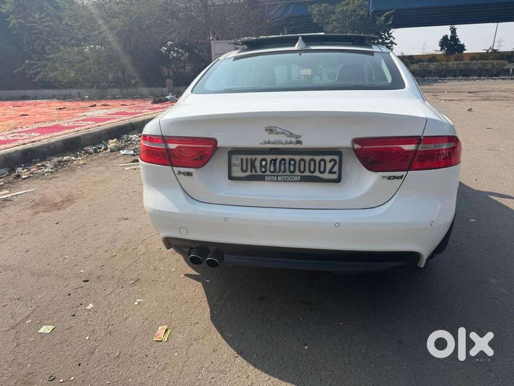 Jaguar Xe 2018 Diesel 25000 Km Driven
