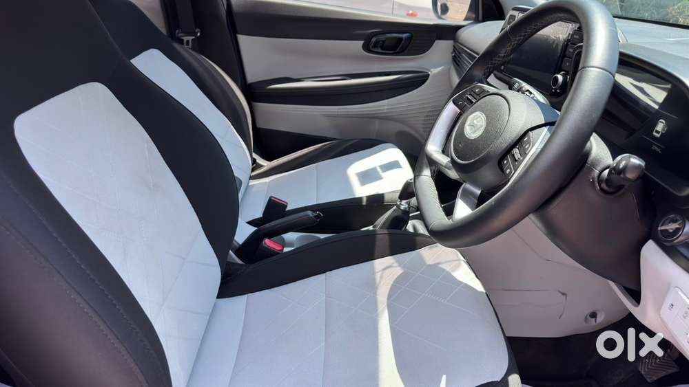 Hyundai New I20 Petrol Manual 2024