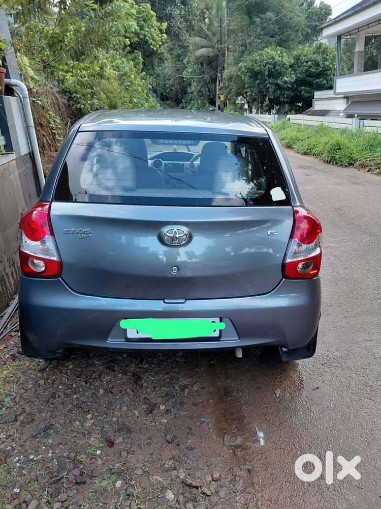 Toyota Etios Liva 2016