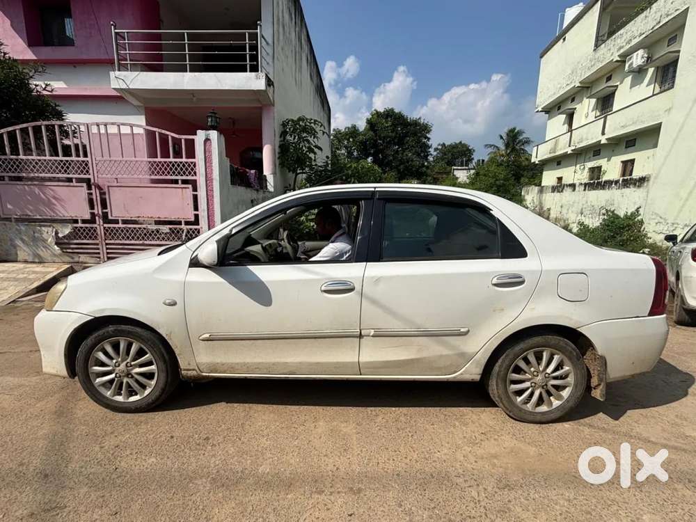 Toyota Etios 1.5 Vx, 2013, Petrol