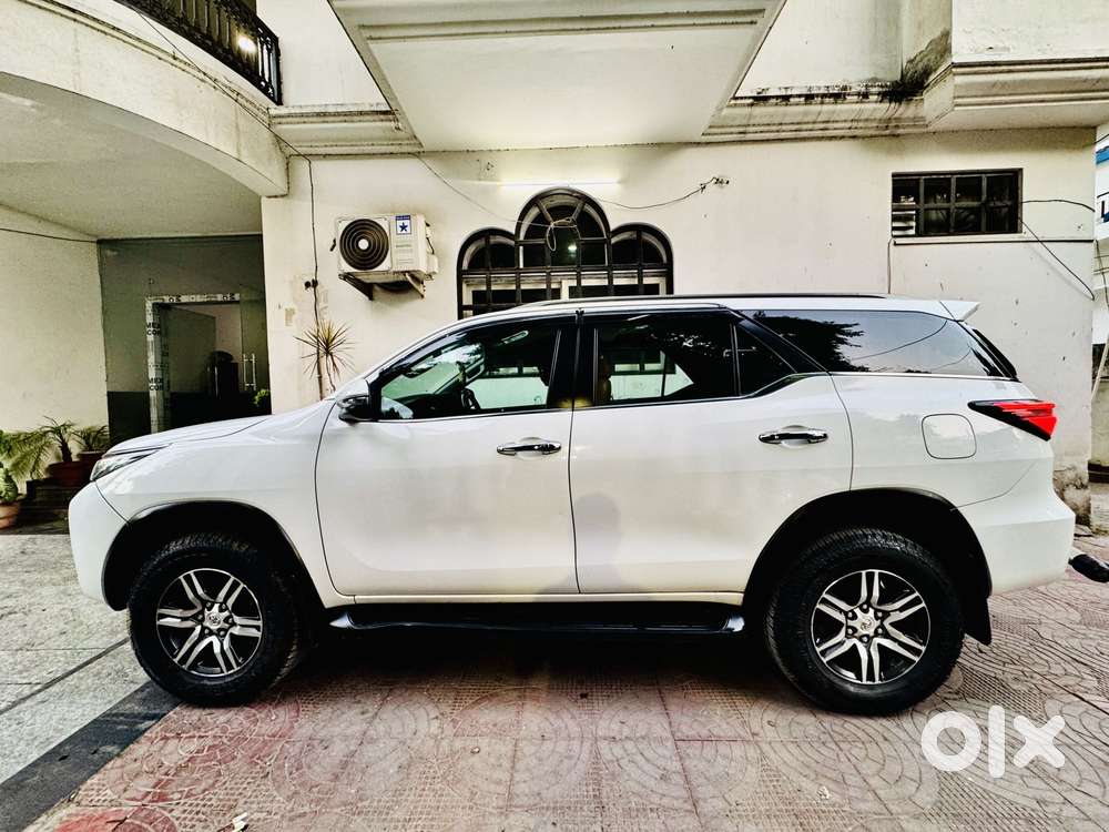 Toyota Fortuner 4x2 At 2.8 Diesel, 2023, Diesel